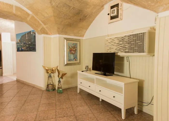 La Casa Dell'oste * Monopoli